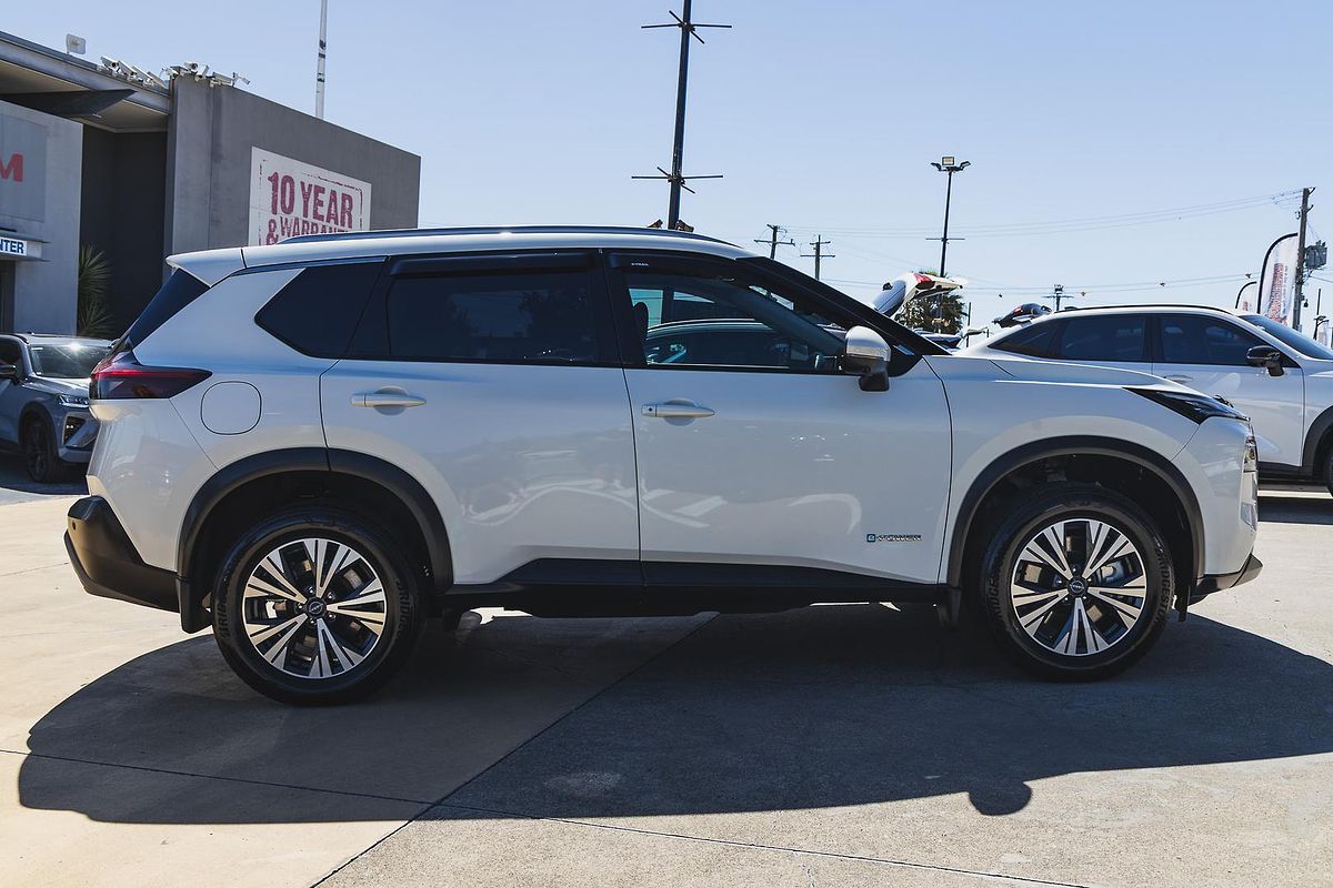 2023 Nissan X-TRAIL ST-L e-POWER T33