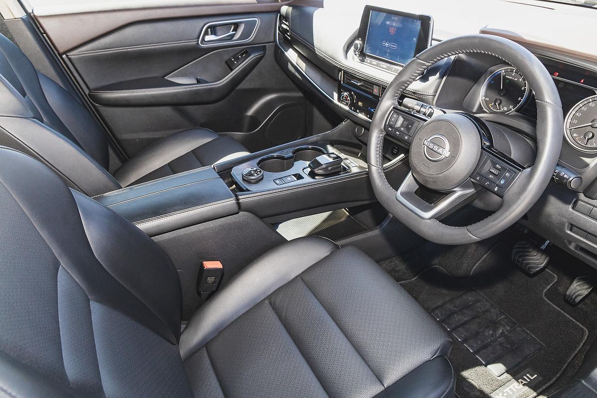 2023 Nissan X-TRAIL ST-L e-POWER T33