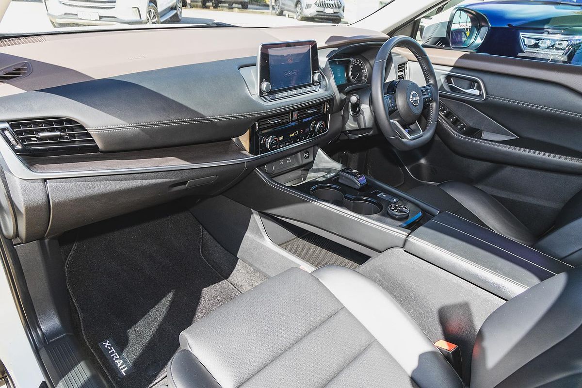 2023 Nissan X-TRAIL ST-L e-POWER T33
