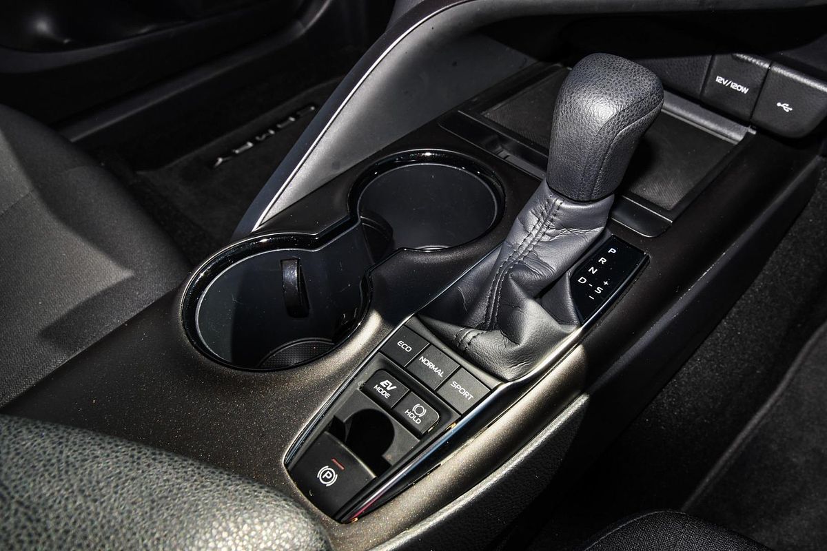 2024 Toyota Camry Ascent AXVH80R