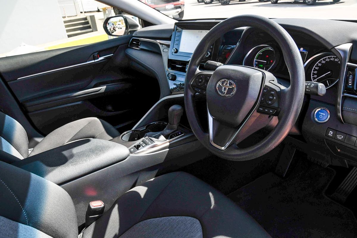 2024 Toyota Camry Ascent AXVH80R