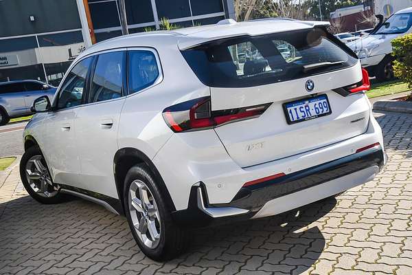 2024 BMW iX1 eDrive20 xLine U11