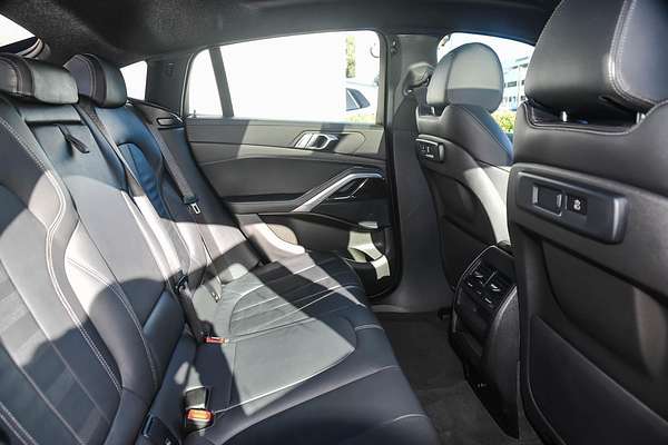 2020 BMW X6 xDrive40i M Sport G06