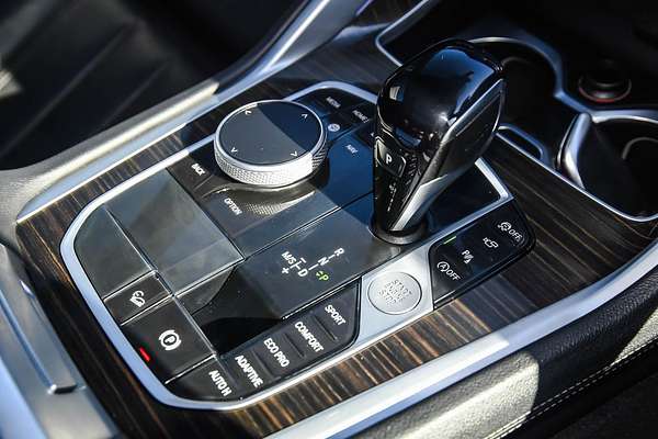 2020 BMW X6 xDrive40i M Sport G06