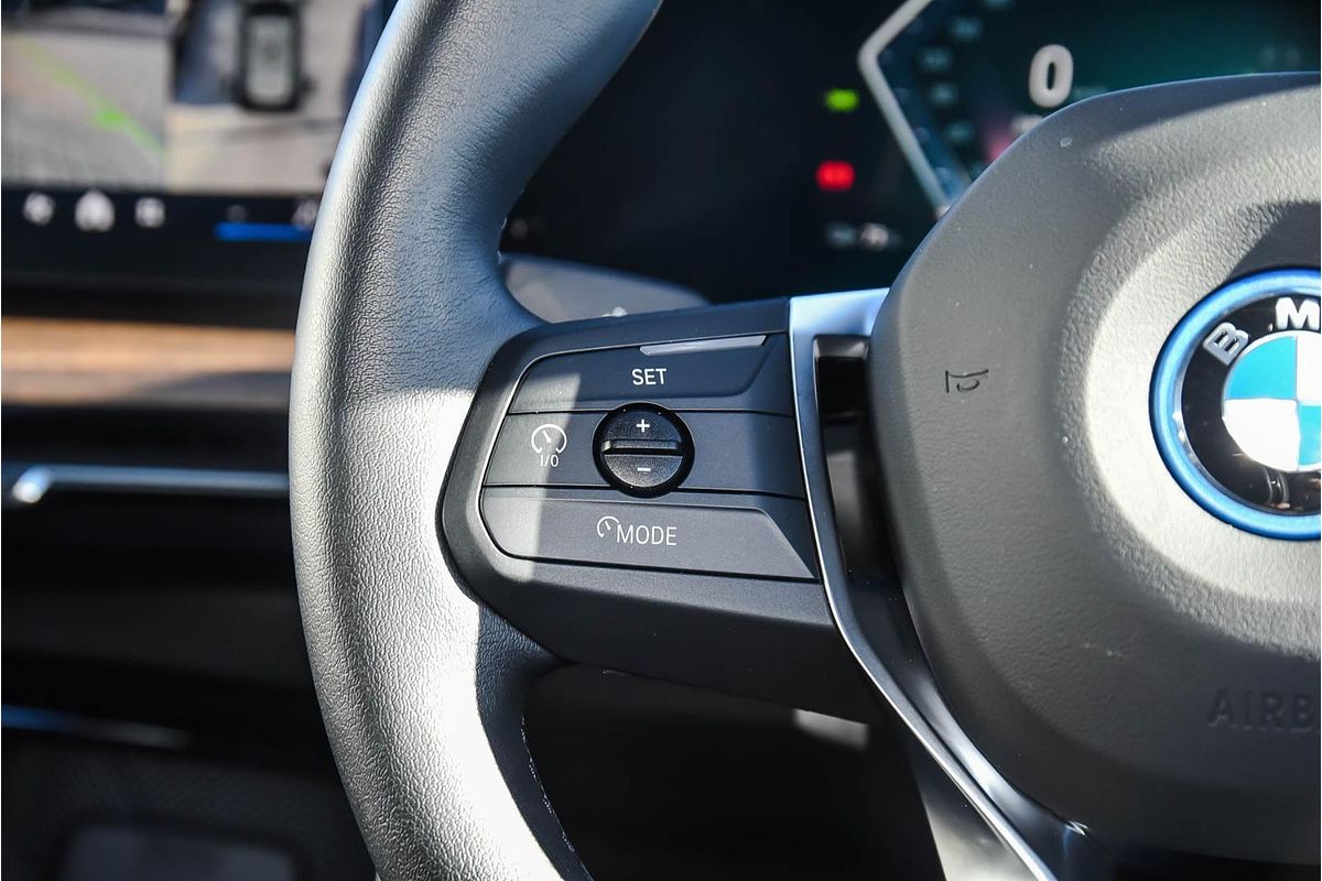 2024 BMW iX1 eDrive20 xLine U11