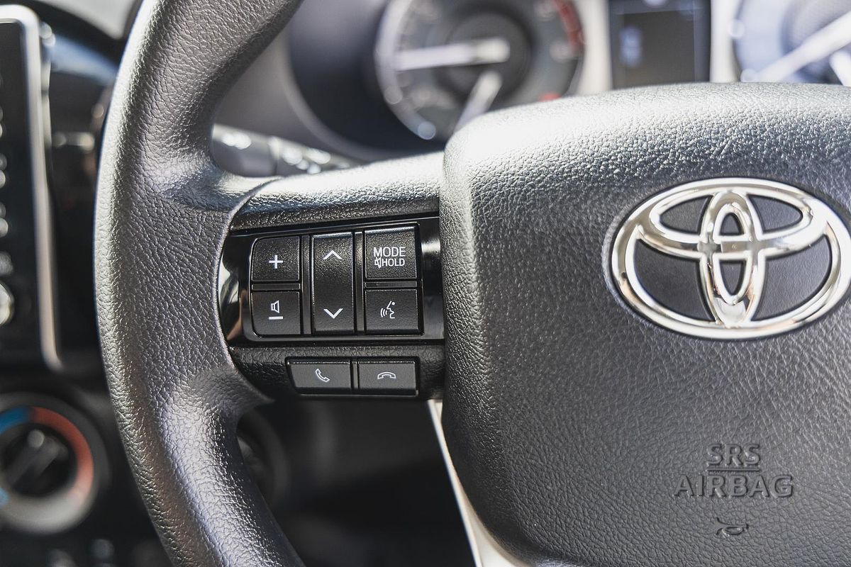 2023 Toyota Hilux SR GUN126R 4X4