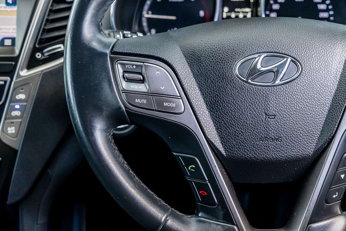 2017 Hyundai Santa Fe Elite DM5 Series II