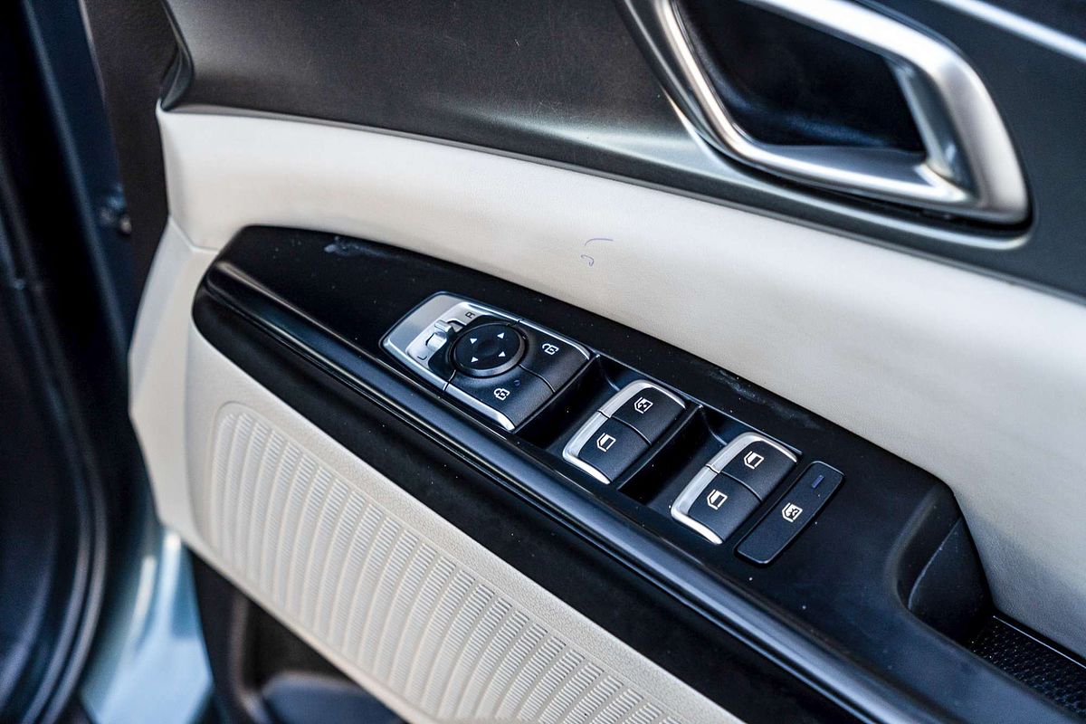 2022 Kia Carnival S KA4