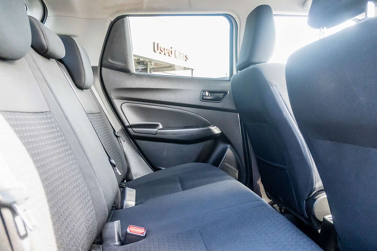 2017 Suzuki Swift GL Navigator AZ