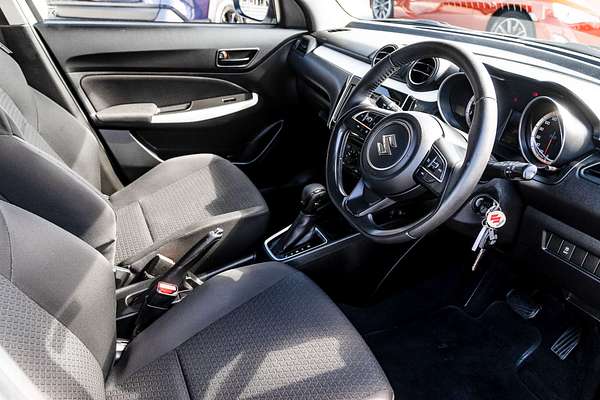 2017 Suzuki Swift GL Navigator AZ