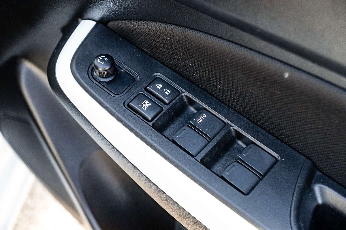 2017 Suzuki Swift GL Navigator AZ