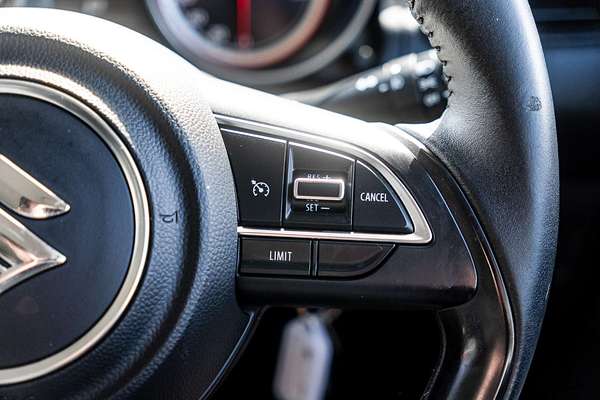 2017 Suzuki Swift GL Navigator AZ