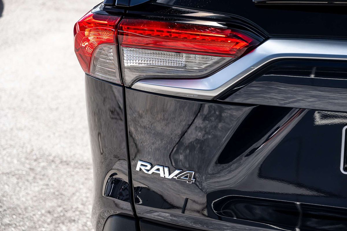 2022 Toyota RAV4 Cruiser AXAH54R