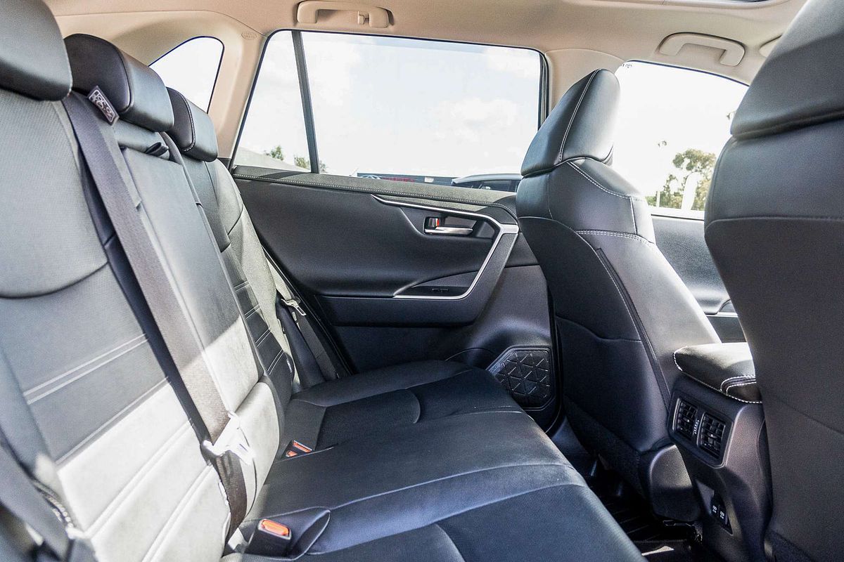 2022 Toyota RAV4 Cruiser AXAH54R