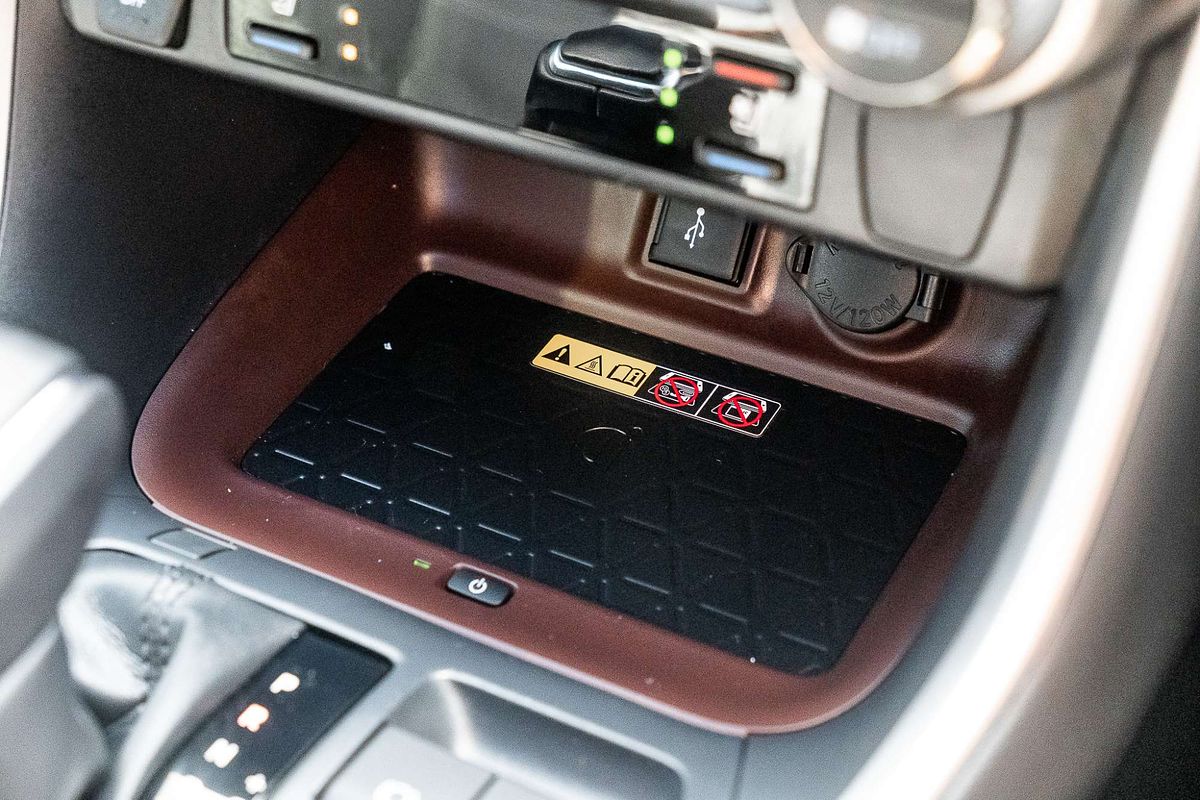 2022 Toyota RAV4 Cruiser AXAH54R