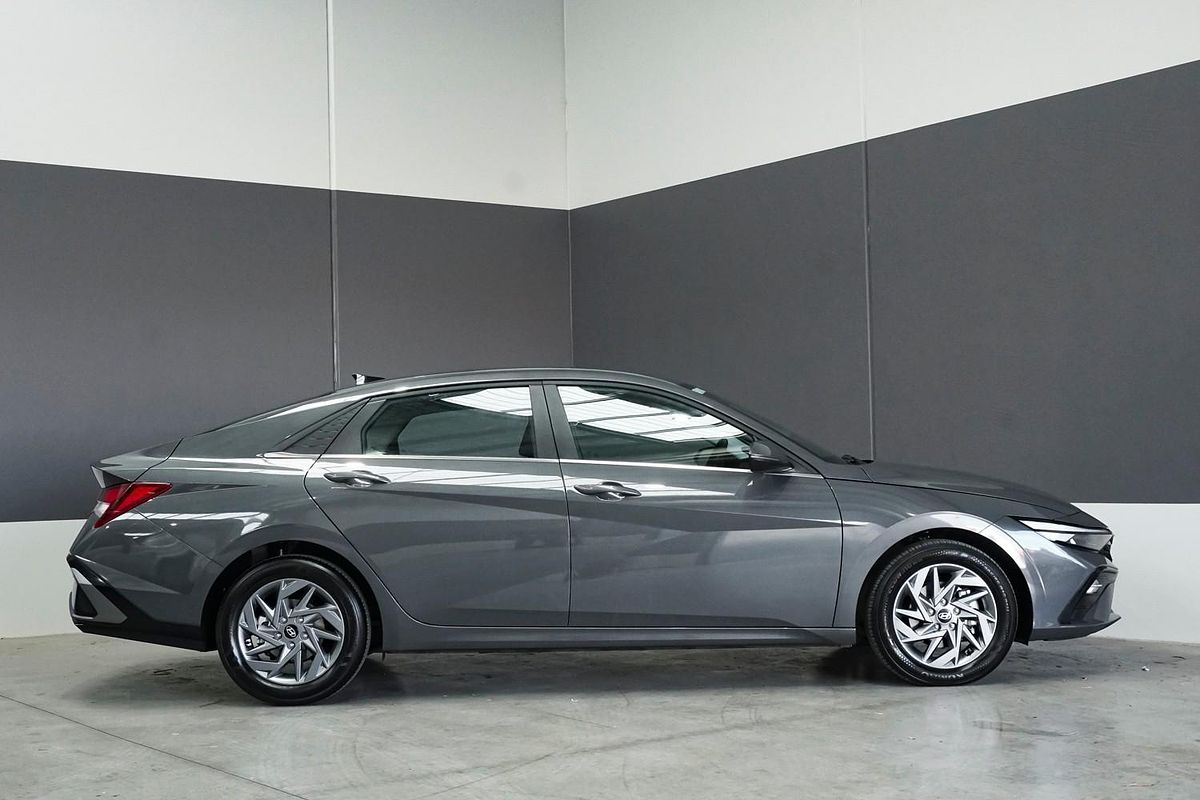 2024 Hyundai i30 Elite Hybrid CN7.V2
