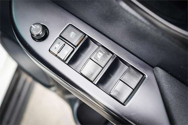 2019 Toyota Hilux SR GUN126R 4X4