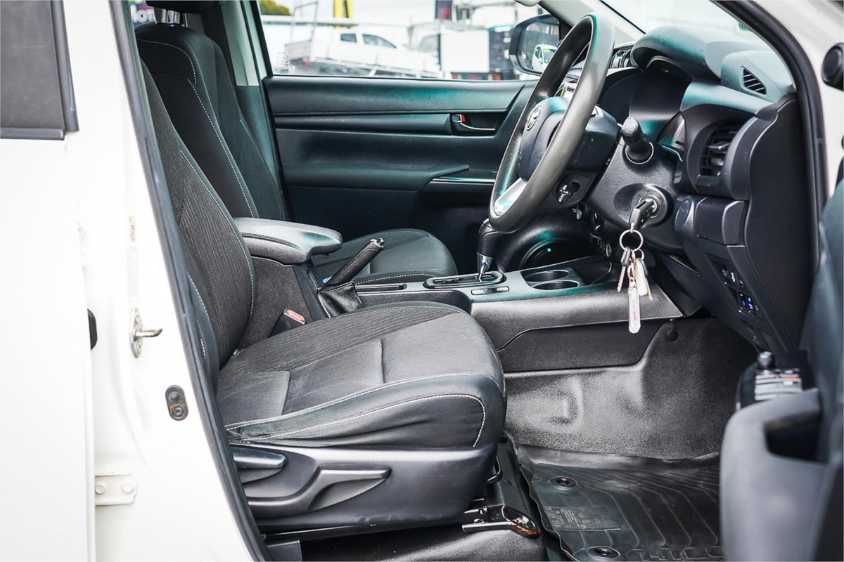 2019 Toyota Hilux SR GUN126R 4X4