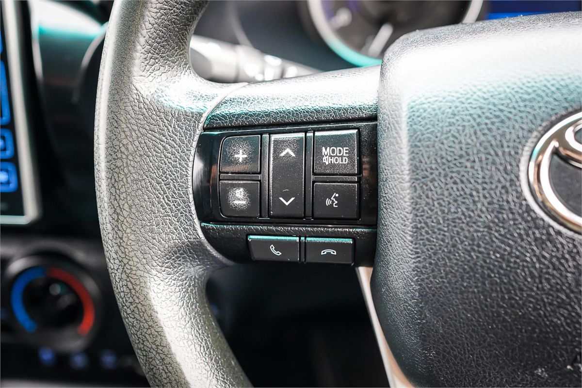 2019 Toyota Hilux SR GUN126R 4X4