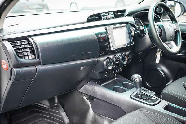 2019 Toyota Hilux SR GUN126R 4X4