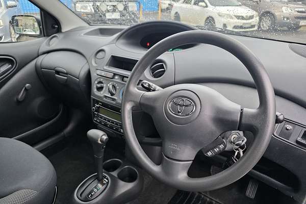 2005 Toyota Echo NCP10R