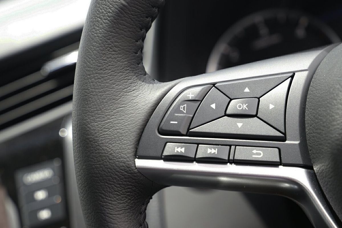 2025 Nissan Navara PRO-4X Warrior D23 4X4