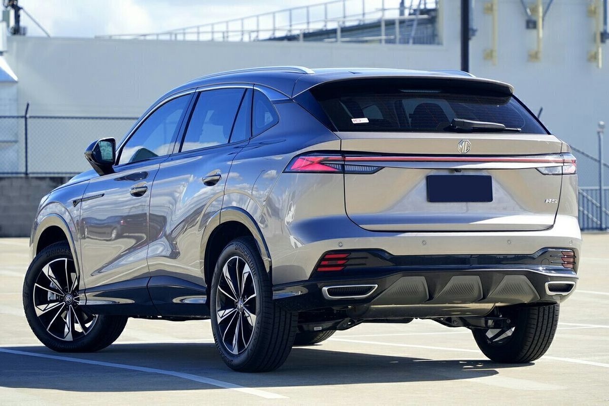 2024 MG HS Excite AS33