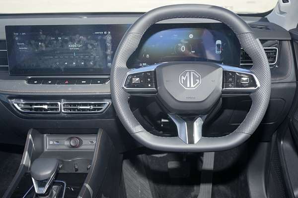 2024 MG HS Excite AS33
