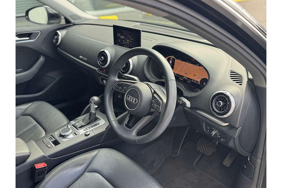 2019 Audi A3 35 TFSI S line plus 8V