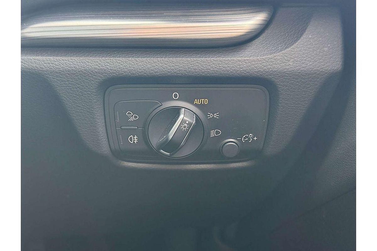 2019 Audi A3 35 TFSI S line plus 8V