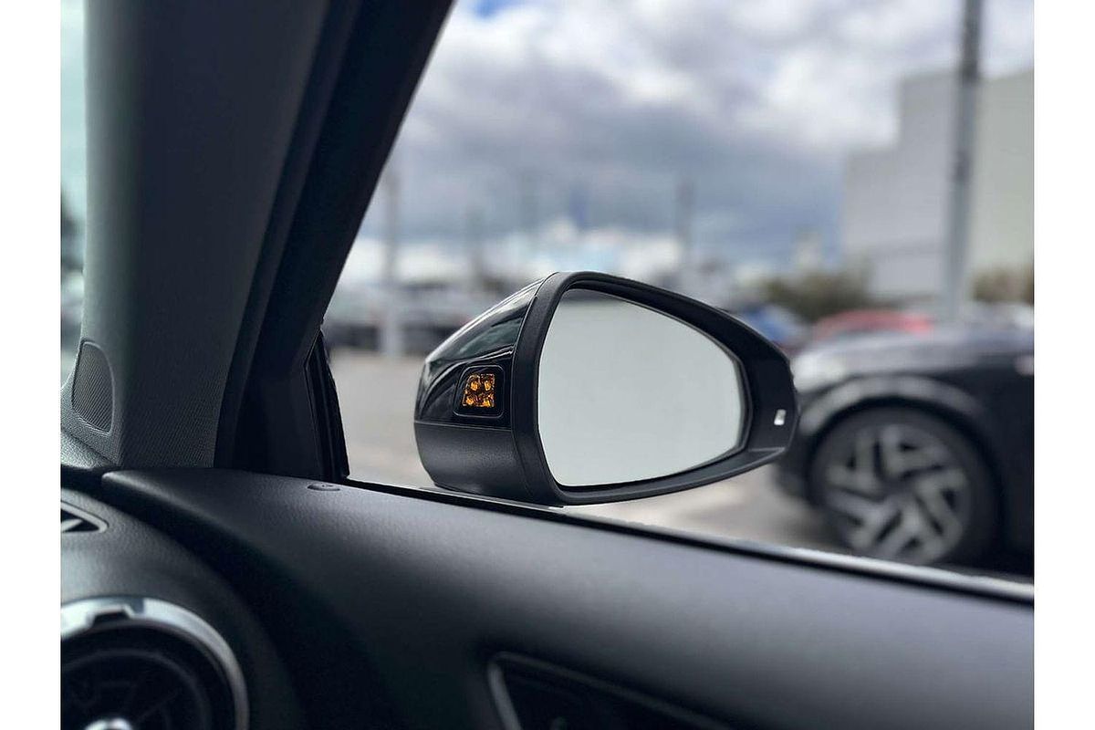 2019 Audi A3 35 TFSI S line plus 8V