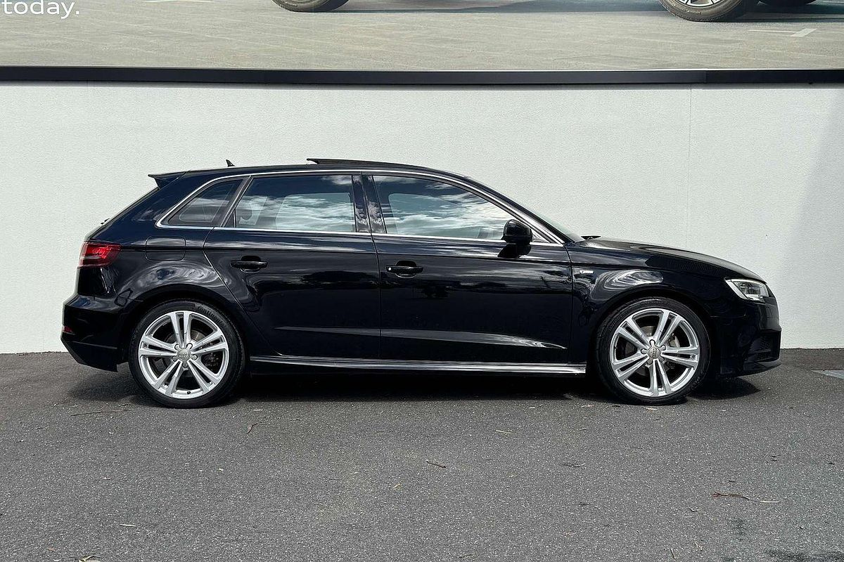 2019 Audi A3 35 TFSI S line plus 8V