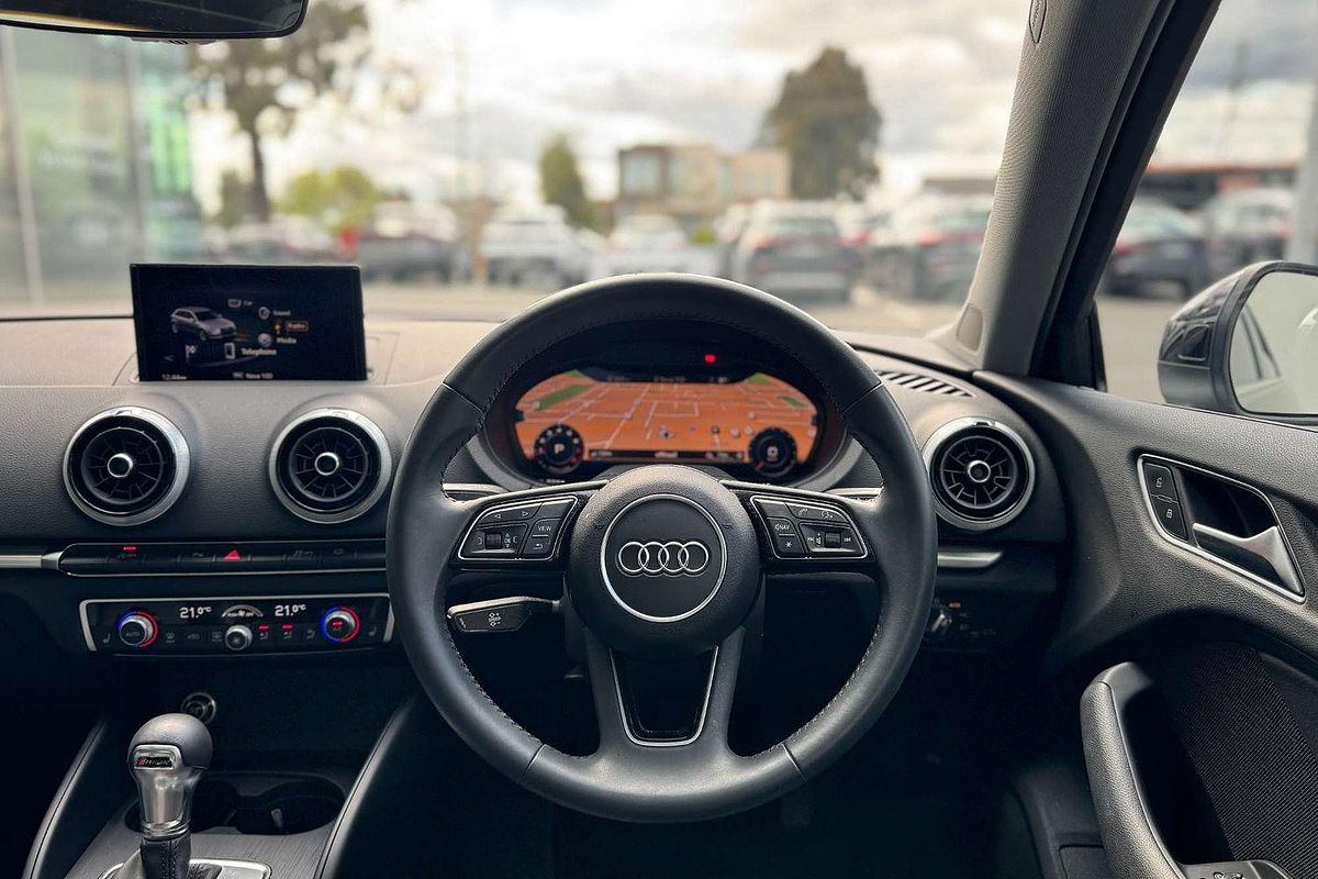 2019 Audi A3 35 TFSI S line plus 8V