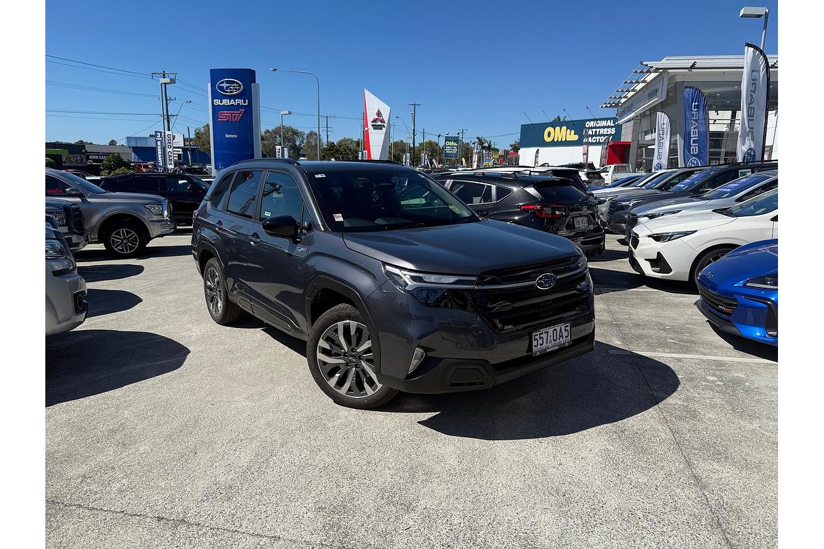 2025 Subaru Forester Hybrid Touring S6