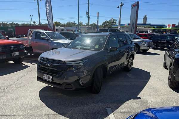 2025 Subaru Forester Hybrid Touring S6