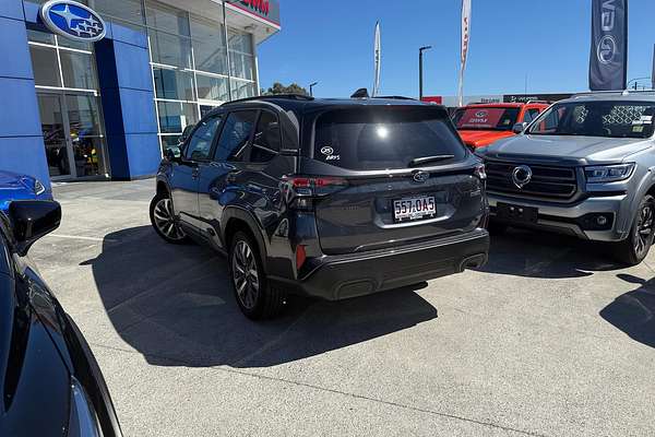 2025 Subaru Forester Hybrid Touring S6