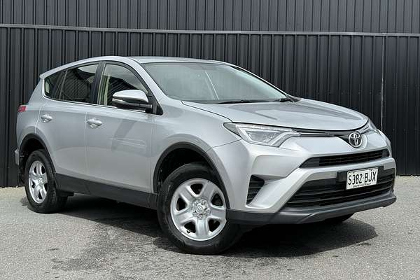 2016 Toyota RAV4 GX ZSA42R