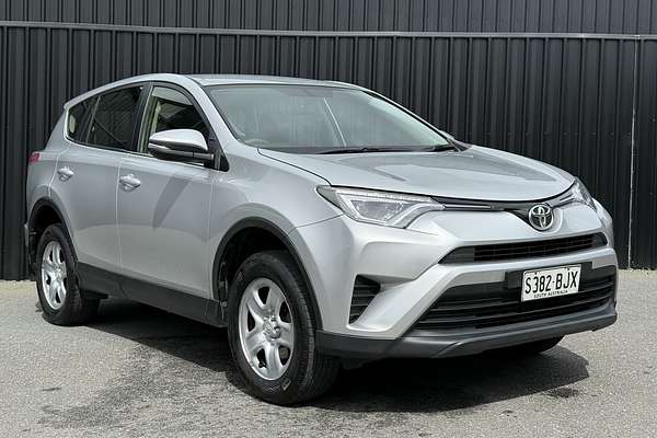 2016 Toyota RAV4 GX ZSA42R