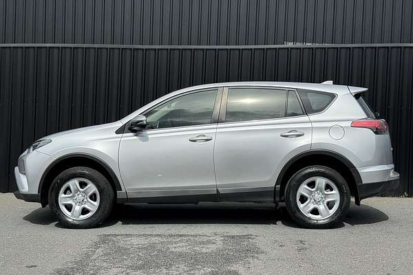 2016 Toyota RAV4 GX ZSA42R