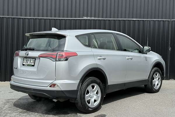 2016 Toyota RAV4 GX ZSA42R