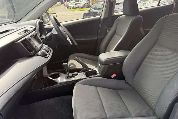 2016 Toyota RAV4 GX ZSA42R