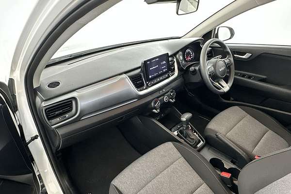 2024 Kia Stonic S YB