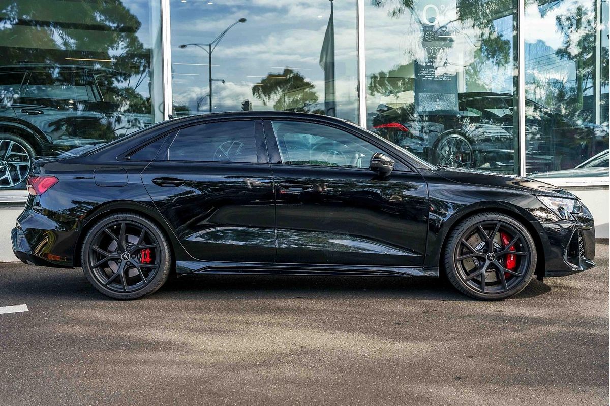 2025 Audi RS3 GY
