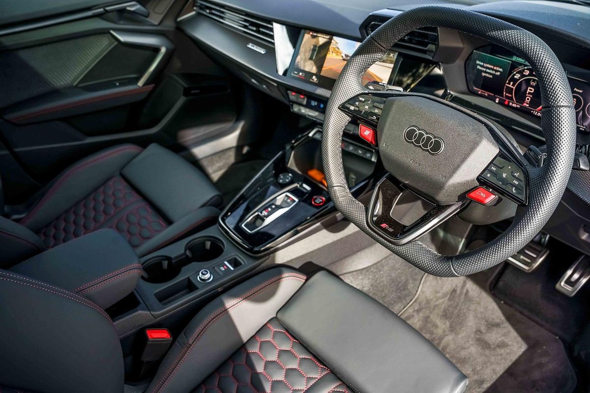 2025 Audi RS3 GY