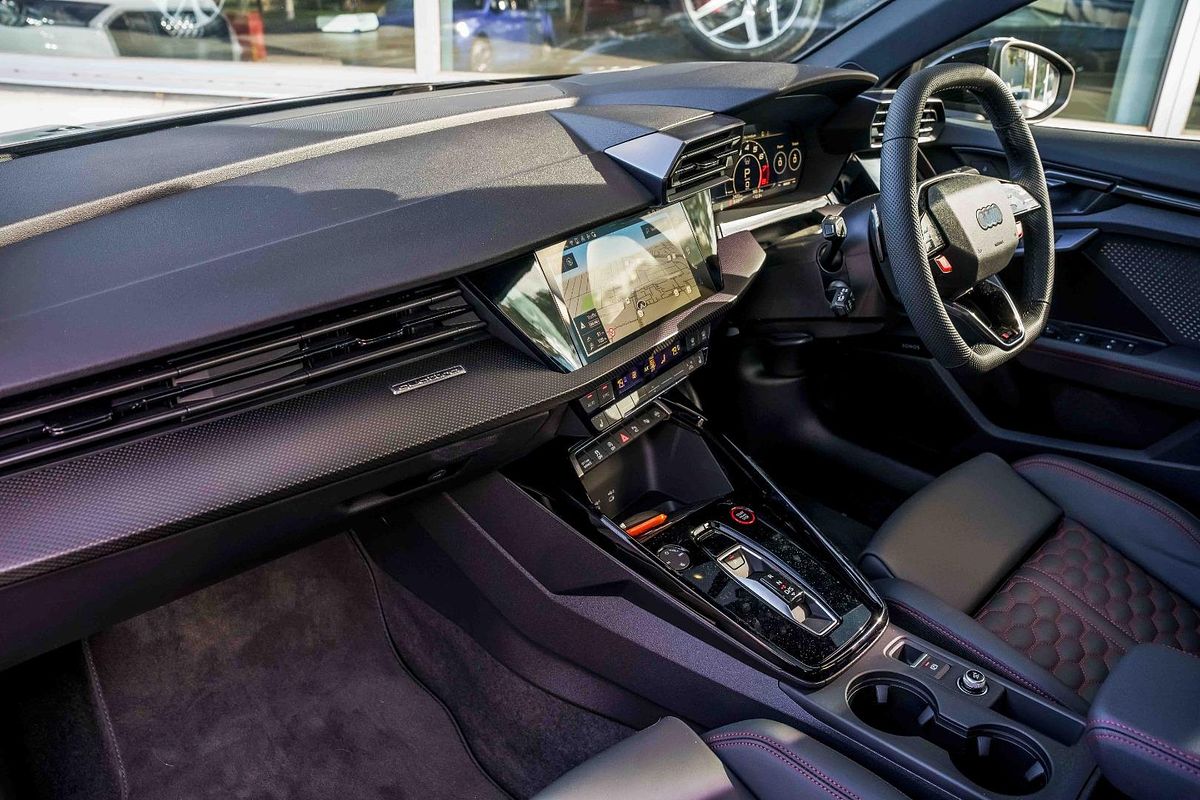 2025 Audi RS3 GY