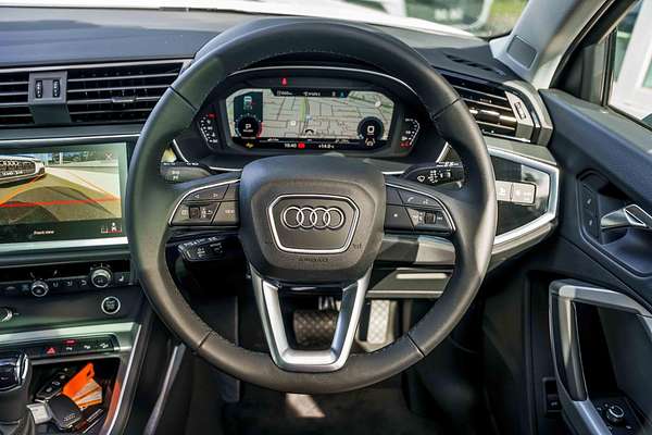 2025 Audi Q3 35 TFSI S line edition F3
