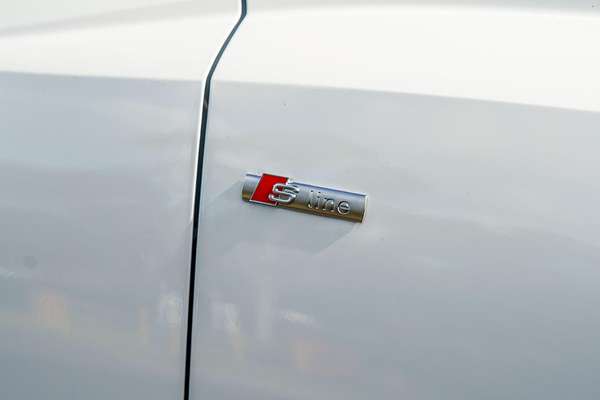 2025 Audi Q3 35 TFSI S line edition F3
