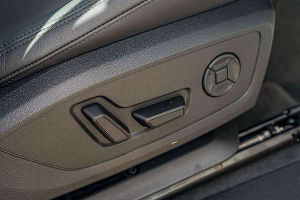 2025 Audi Q3 35 TFSI S line edition F3