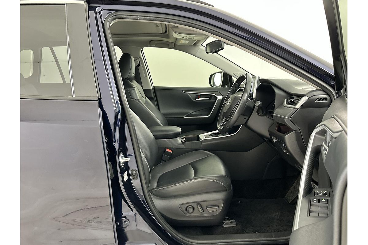 2020 Toyota RAV4 Cruiser AXAH52R