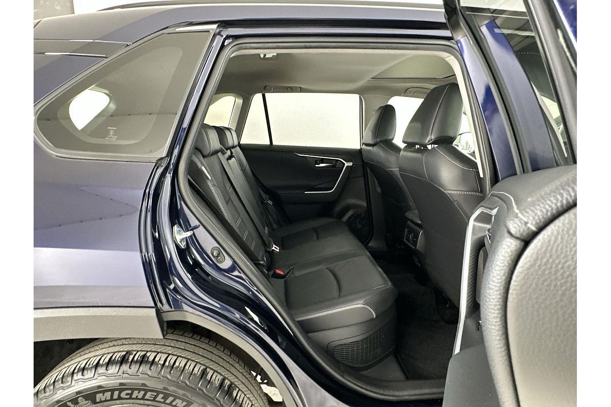 2020 Toyota RAV4 Cruiser AXAH52R